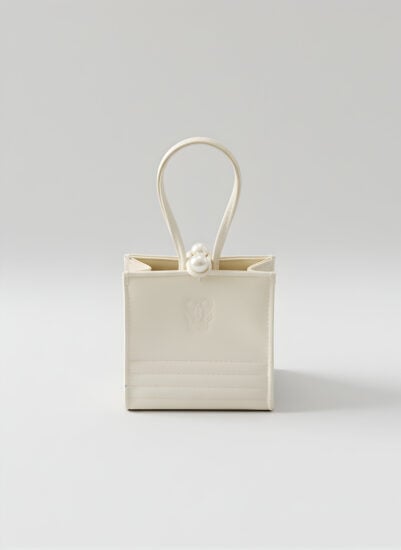 Slatestudios Guerlain 9