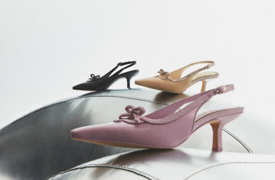 Cny Sp1 25 Still Life Cassidy Pale Orchid Black Dk Vanilla Bean Cassidy Dk Vanilla Bean 643 Focusstacked