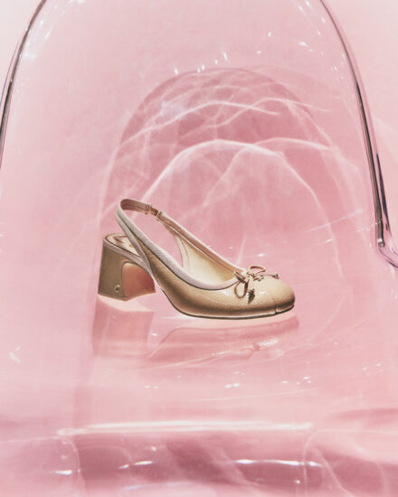 Cny Sp1 25 Still Life Diane Black Dk Vanilla Bean Soft Silver Diane Dk Vanilla Bean 003