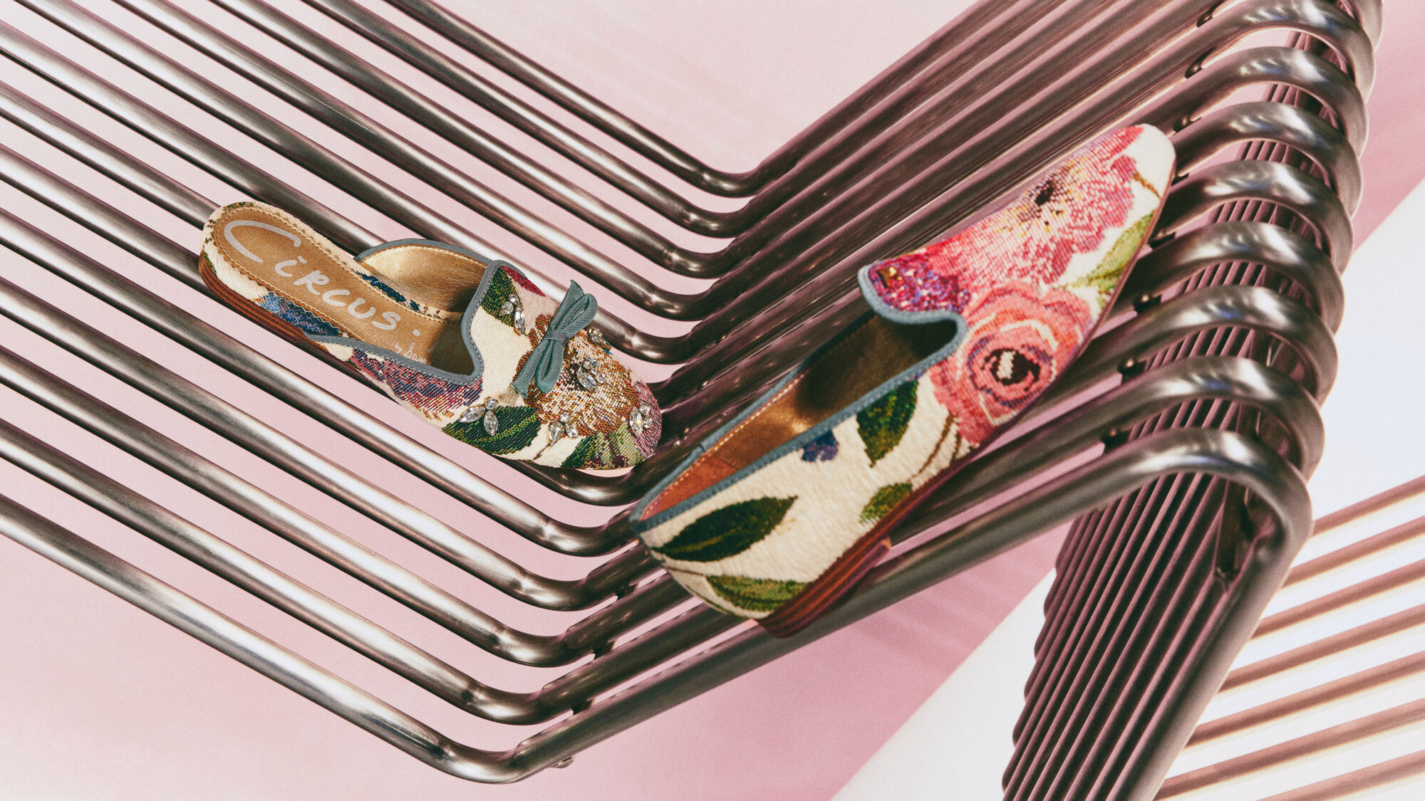 Cny Sp1 25 Still Life Tiffany Dk Pink Quartz Multi Trish Jewel Dk Pink Quartz Multi 085