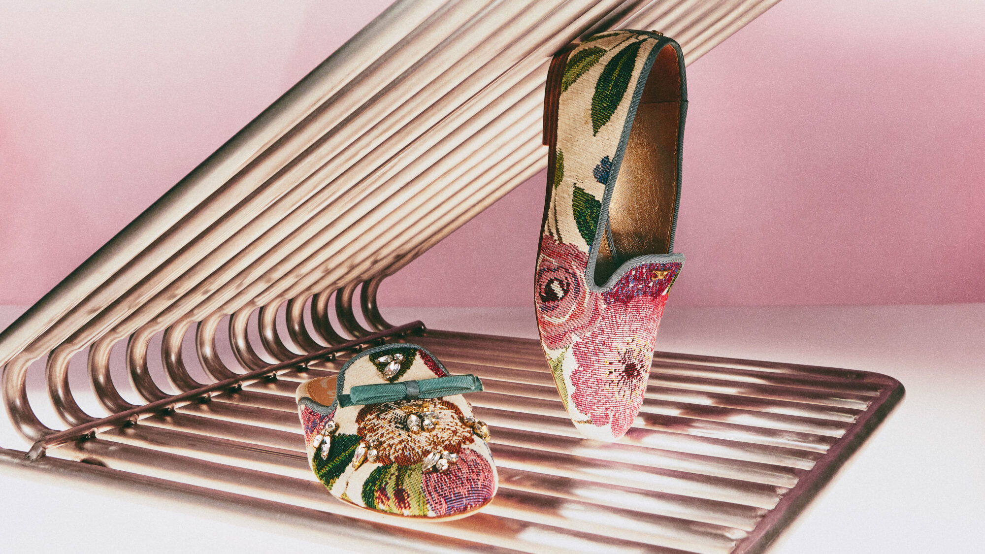 Cny Sp1 25 Still Life Tiffany Dk Pink Quartz Multi Trish Jewel Dk Pink Quartz Multi 088