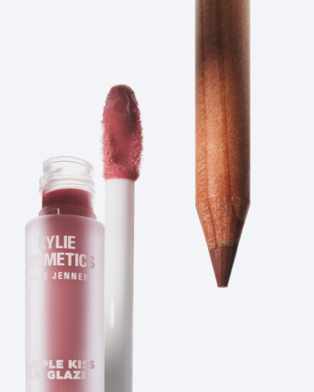 Kjc Core Social 25 Kylie Glossy Lip Kit Cp 611 Hero