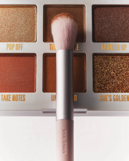 Kjc Eyeb 25 Brush 7 Next To Eyeshadow Cp 1300 Hero