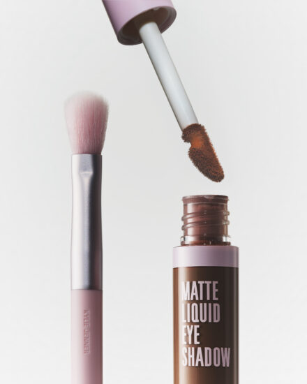 Kjc Eyeb 25 Brush 8 Next To 2 Steps Ahead Liquid Eyeshadow Cp 341 Hero