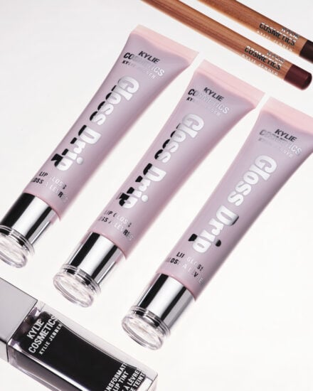 Kjc Holiday 24 Noir Group 04 Cp 1340 Hero