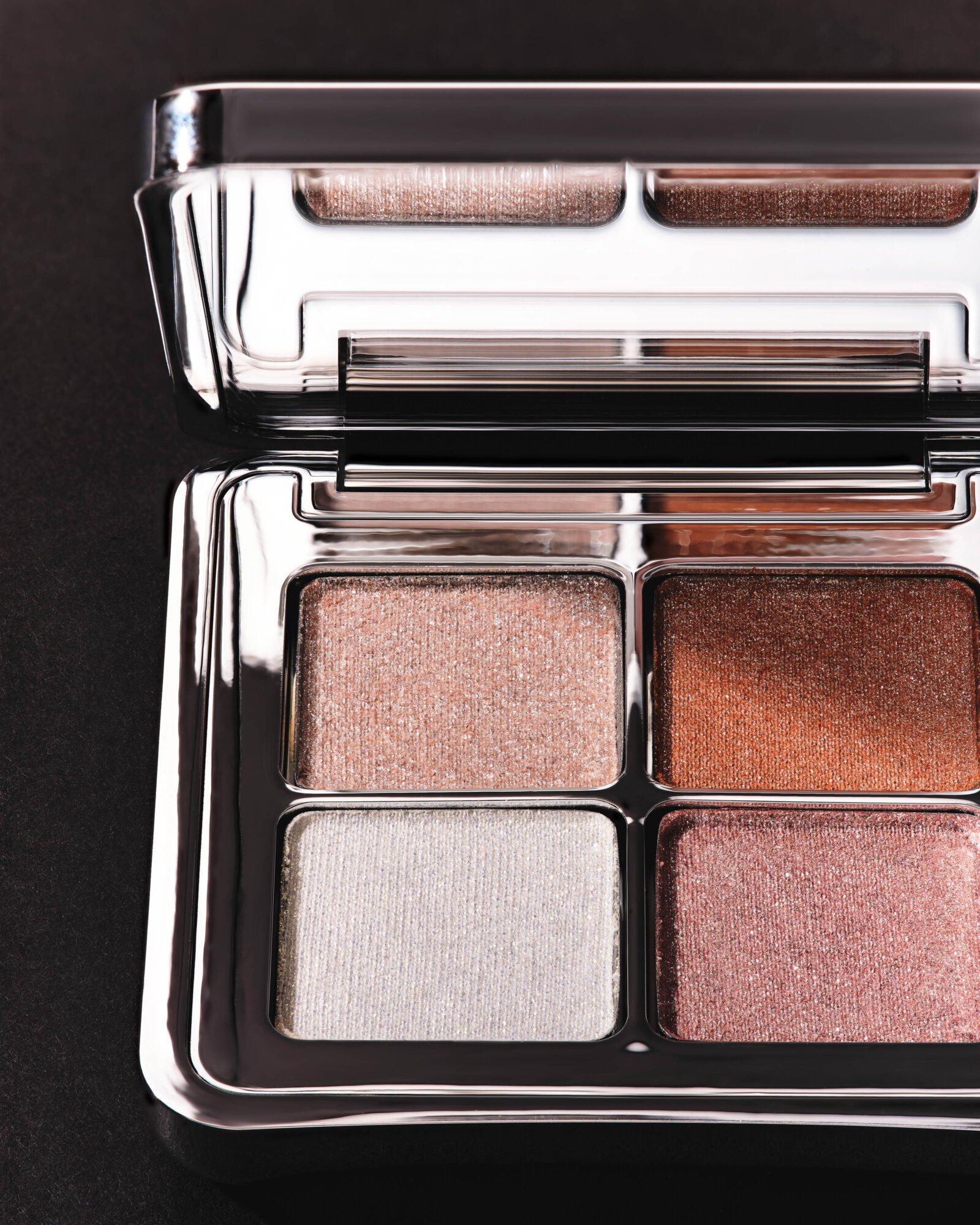 Kjc Holiday 24 Noir Wet Shimmer Quad 01 Cp 486 Hero