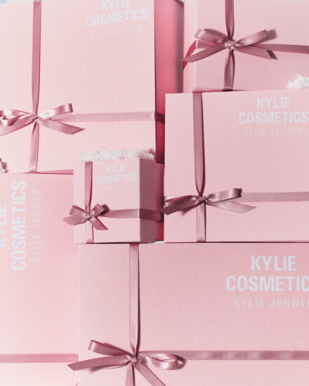 Kjc Holiday 25 Boxes Bows Frost Glass Cp 058 Hero