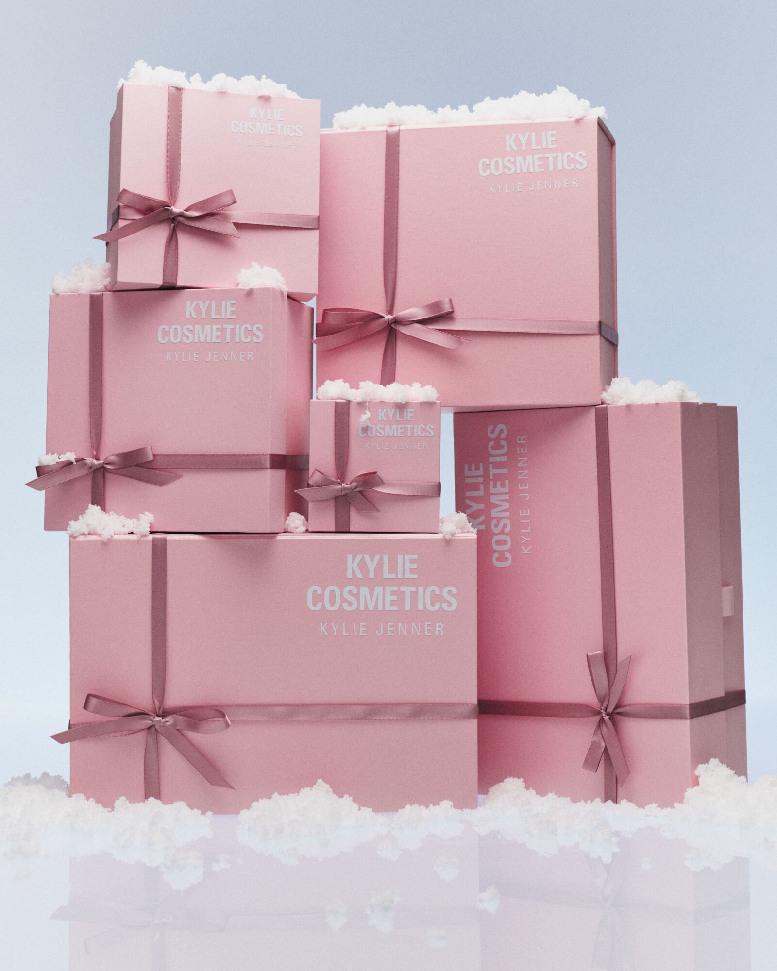 Kjc Holiday 25 Boxes Bows Cp 035 Hero