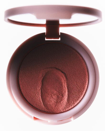 Kjc Hyb Bls 25 Creative Finger Press Grey Background Cp 774 Hero