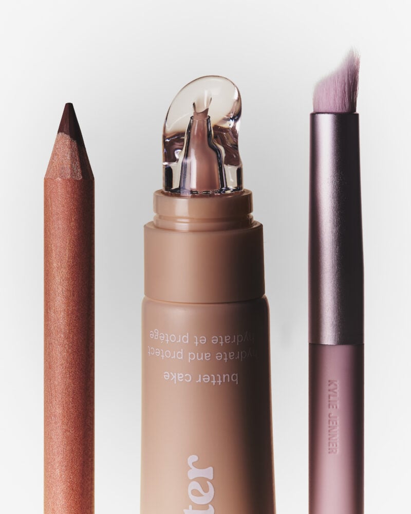 Kjc Lip 25 Lip Butter Butter Cake 1 Pencil Lip Brush Tips Only Yellow Bg Cp 496