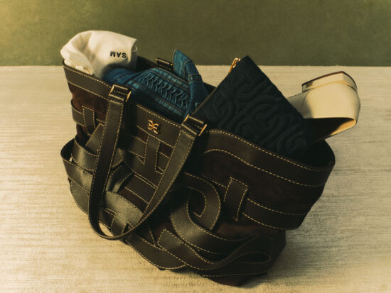 Se F24 1 Still Life Bay Large Shopper Tote Cafe Noir Kacey Modern Ivory 0434