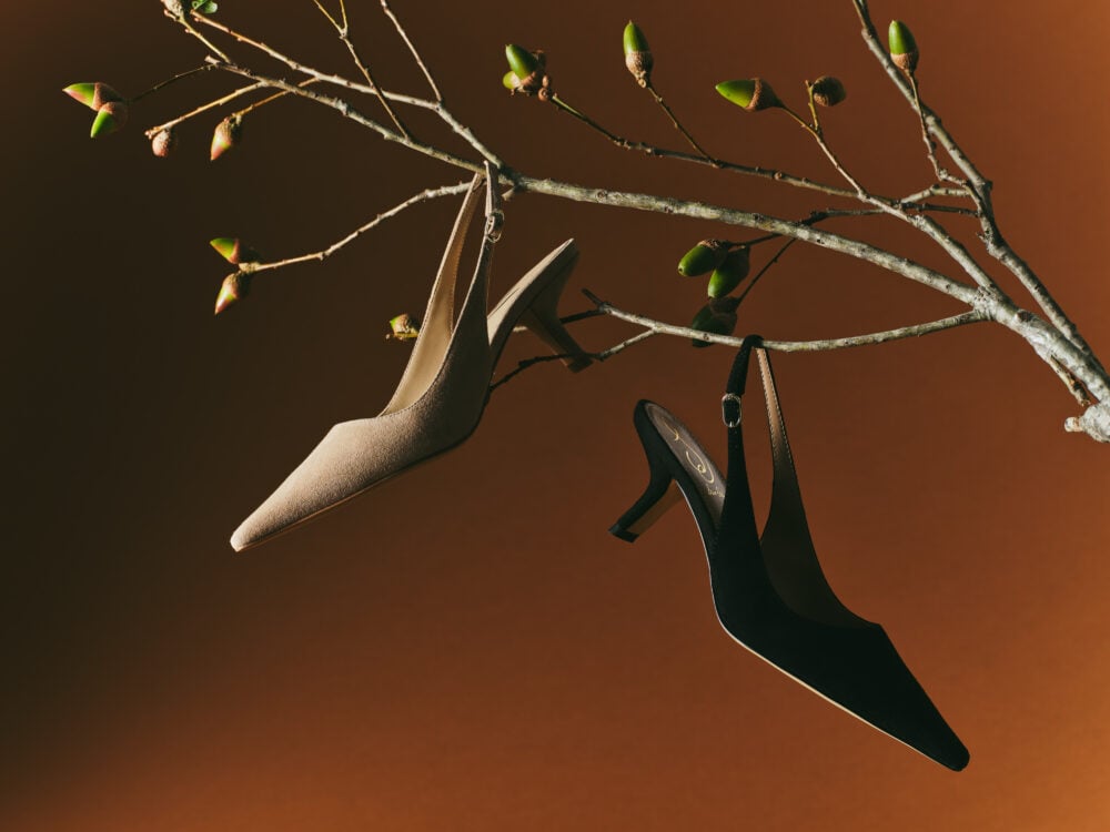 Se F24 2 Still Life Bianka Sling Cappucino Black 650