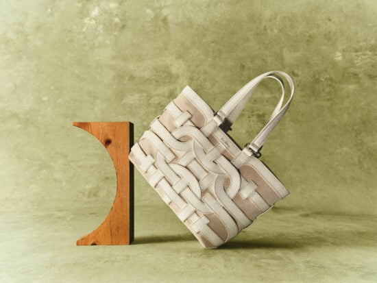 Se Ss25 1 Still Bay Small Dye Cut Tote White 0645