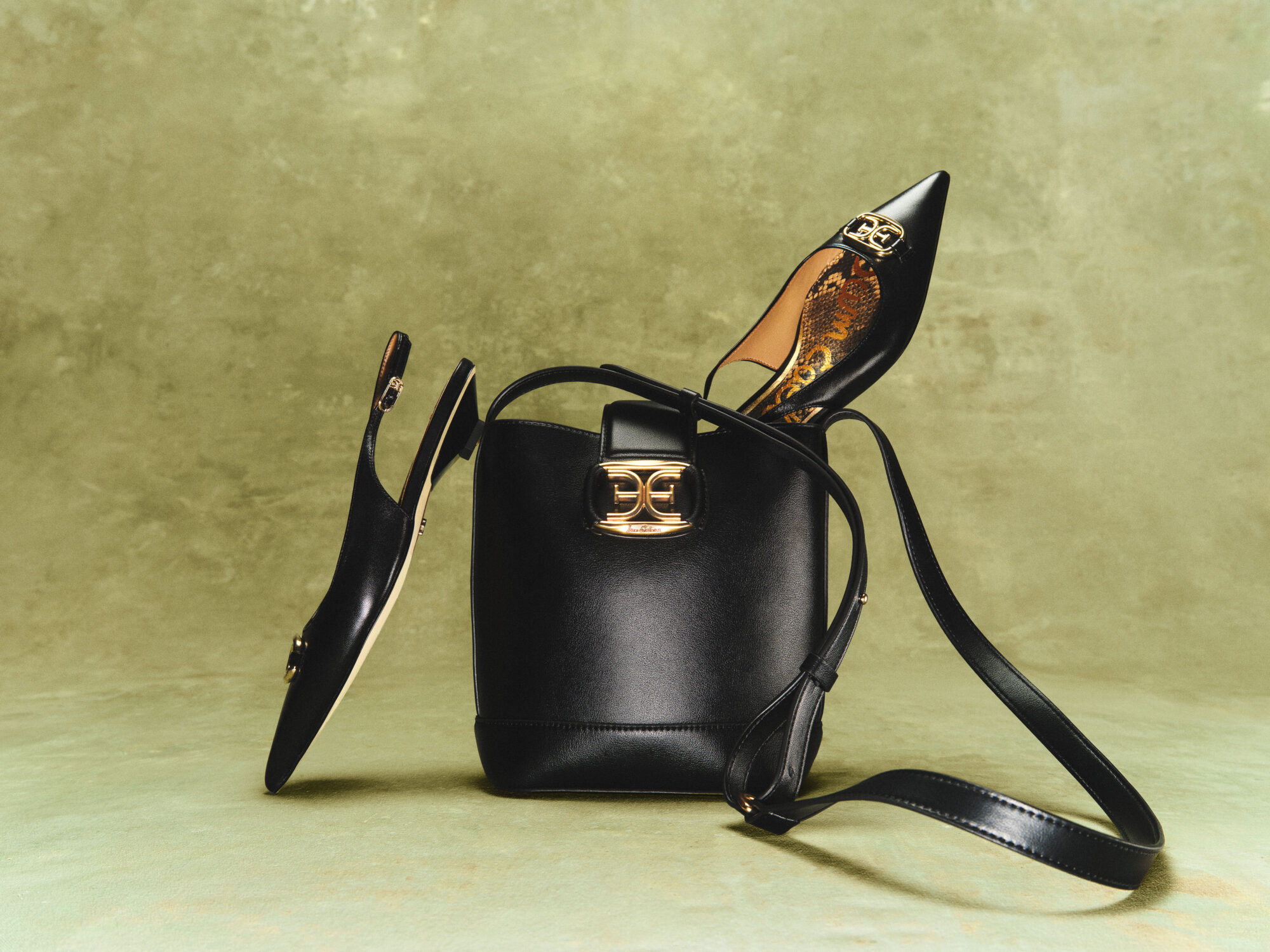 Se Ss25 1 Still Hazel Bucket Bag Black Aggie Black 0613