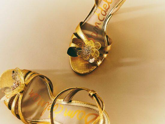 Se Ss25 1 Still Joanna Gold 113