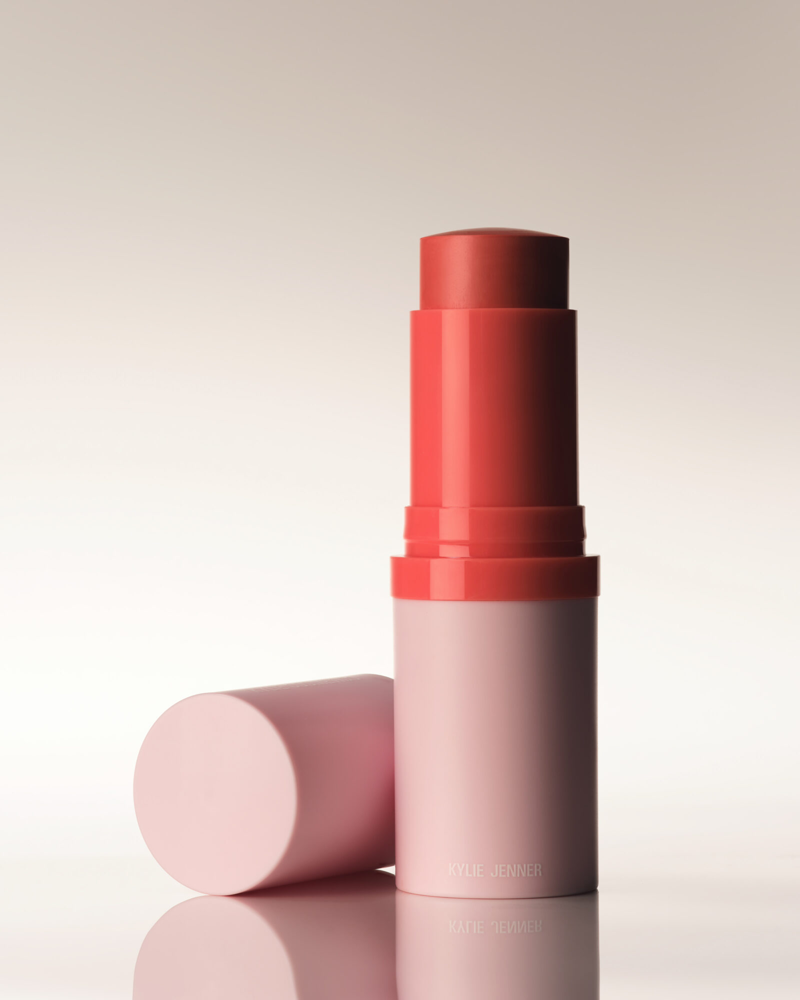 Slate 2024 Photo Kyliecosmetics 45