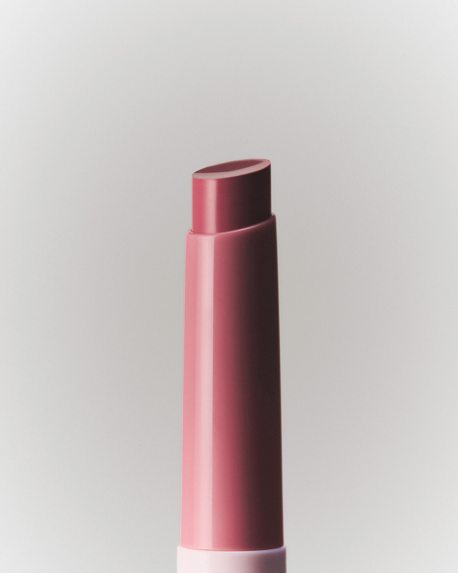 Slate 2024 Photo Kyliecosmetics 64