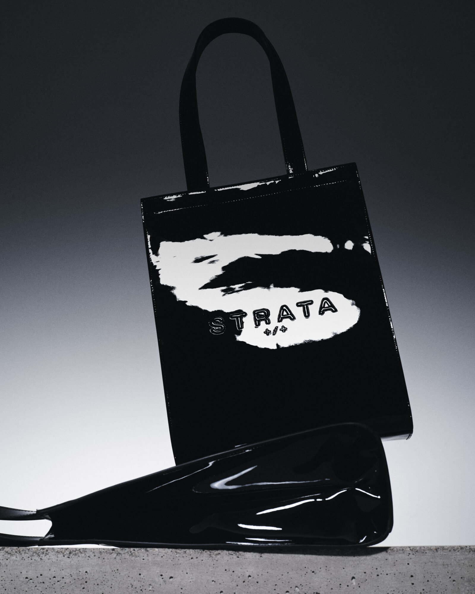 Strata Creative The Carmen Bag Patent Leather 350