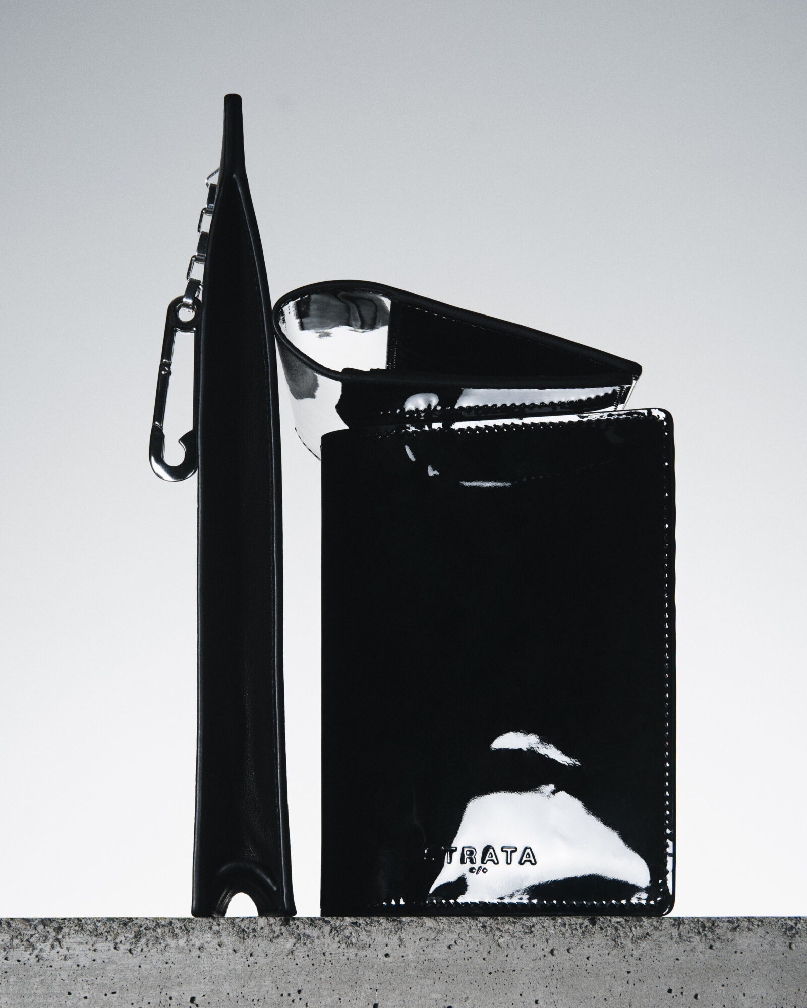 Strata Creative Travel Sleeve Patent Black 550