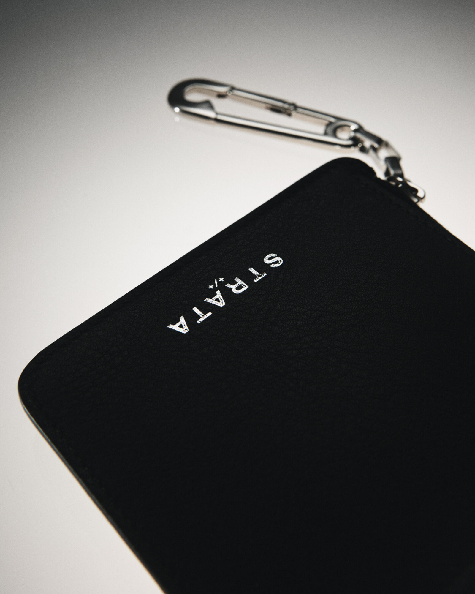 Strata Creative Zip Leather Wallet Black 076